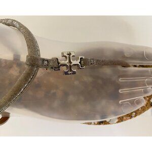 TORY BURCH Marion Confetti Quilted T-Strap Sandals‎ Women 6M Silver Logo Shoes